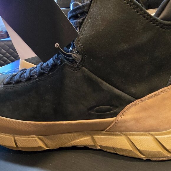 MENS OAKLEY COYOTE MID ZIP BOOT Black / Tan FOF100348-9RE Men's Size 12 NEW - Picture 10 of 13